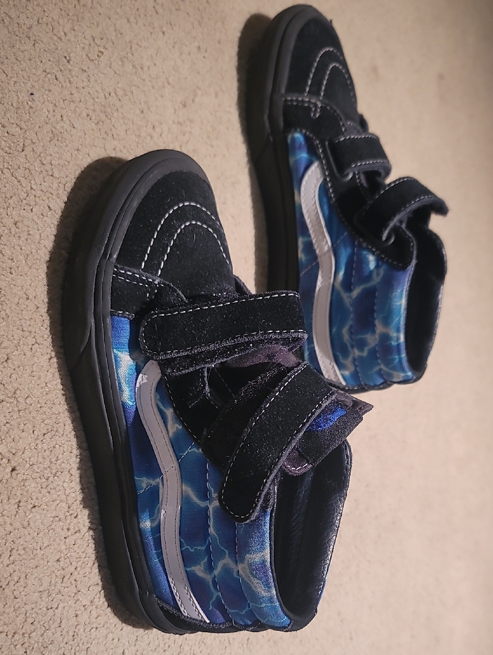 Vans Kids High-Top Sneakers in Blue Lightning Print